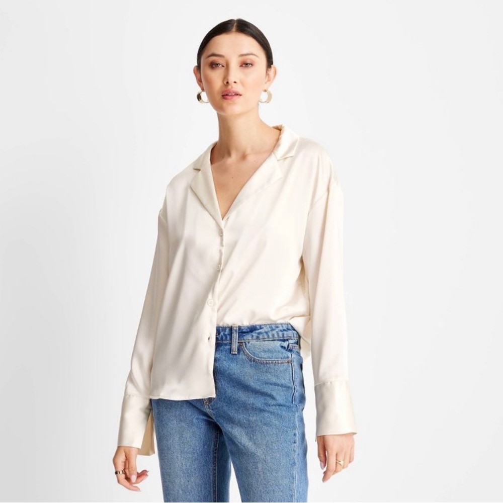 Brand New! Future Collection Long Sleeve Button Down Satin Shirt Cream size XL